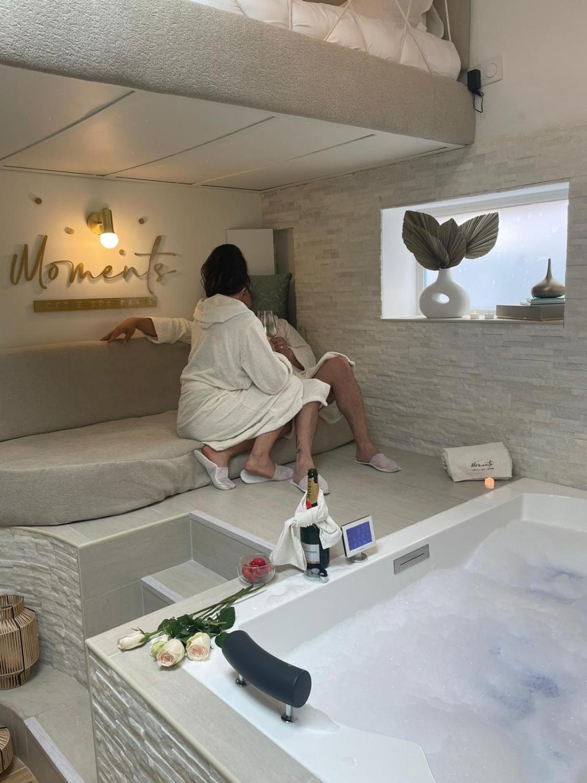 Moments Loft & Spa Paris Montesson Eksteriør bilde